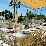 Domaine En Pierre Avec Piscine Et Jacuzzi Au Mas Lucia Vendégház 3*