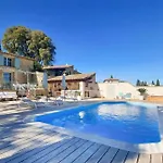Domaine En Pierre Avec Piscine Et Jacuzzi Au Mas Lucia Vendégház 3*