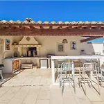 Domaine En Pierre Avec Piscine Et Jacuzzi Au Mas Lucia 3* Aigues-Vives