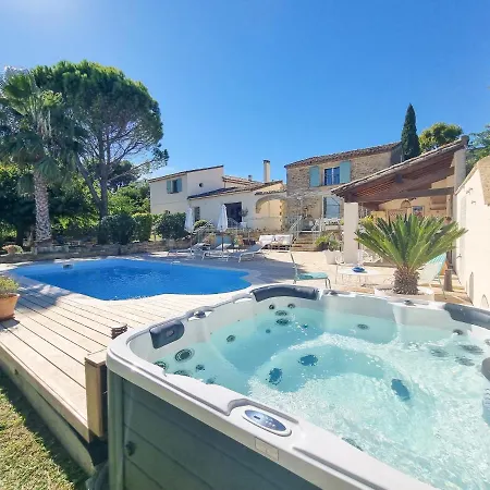 Domaine En Pierre Avec Piscine Et Jacuzzi Au Mas Lucia Aigues-Vives (Gard)