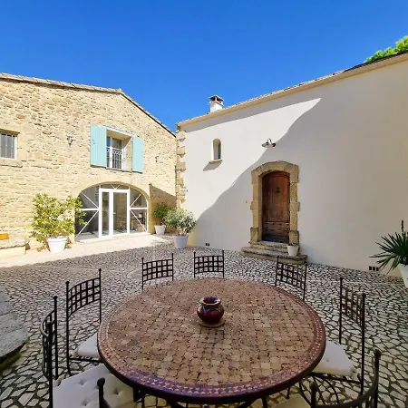 Domaine En Pierre Avec Piscine Et Jacuzzi Au Mas Lucia Aigues-Vives (Gard)
