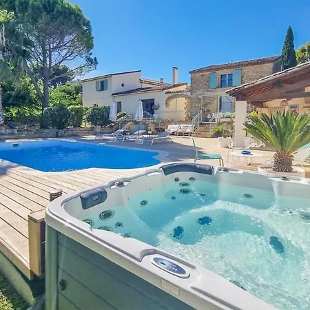 Domaine En Pierre Avec Piscine Et Jacuzzi Au Mas Lucia Pensjonat Aigues-Vives (Gard)