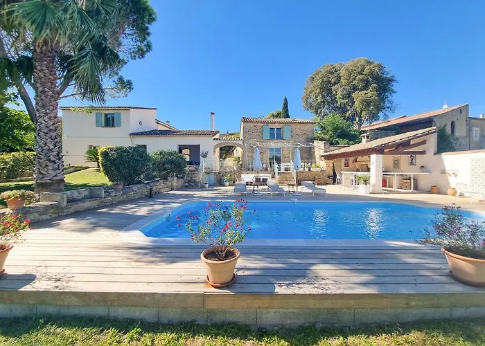 Gæstehus Domaine En Pierre Avec Piscine Et Jacuzzi Au Mas Lucia Aigues-Vives (Gard)