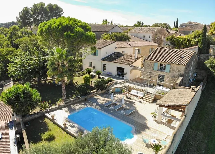 Domaine En Pierre Avec Piscine Et Jacuzzi Au Mas Lucia Konukevi Aigues-Vives (Gard)