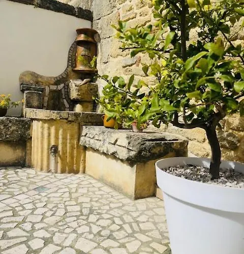Domaine En Pierre Avec Piscine Et Jacuzzi Au Mas Lucia 3* Aigues-Vives (Gard)