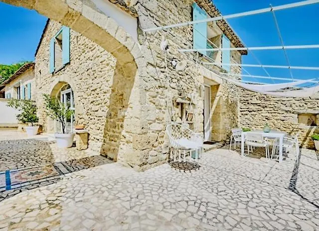 Domaine En Pierre Avec Piscine Et Jacuzzi Au Mas Lucia 3* Aigues-Vives (Gard)